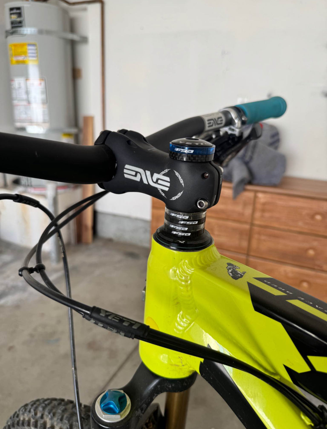 Yeti  SB-66  R 27 Año 2018