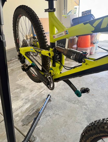 Yeti  SB-66  R 27 Año 2018