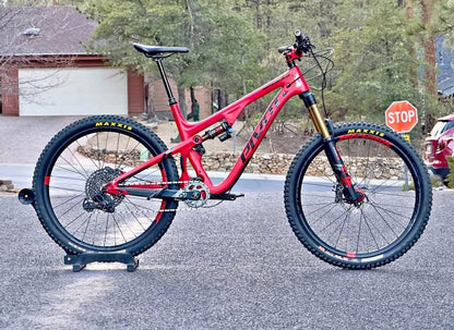 Large Pivot  R 27.5  Año 2020