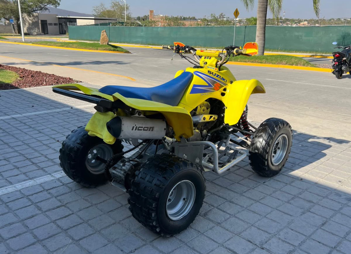 Suzuki  ltz  Año 2004