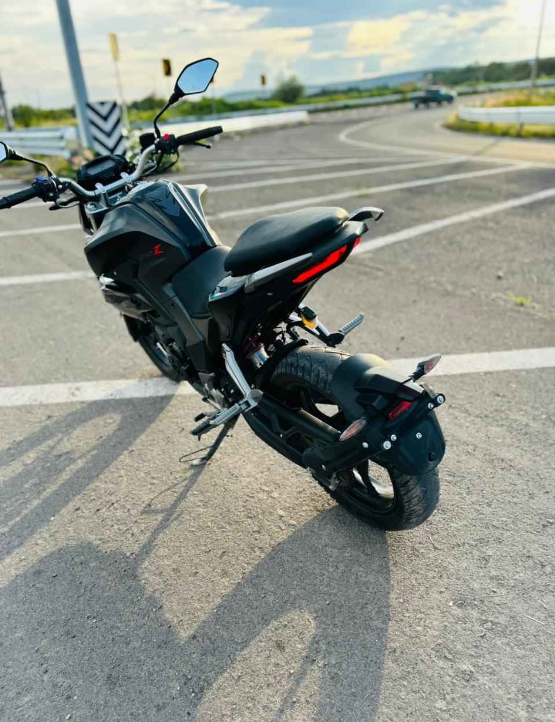 Italika  250z  Año 2024