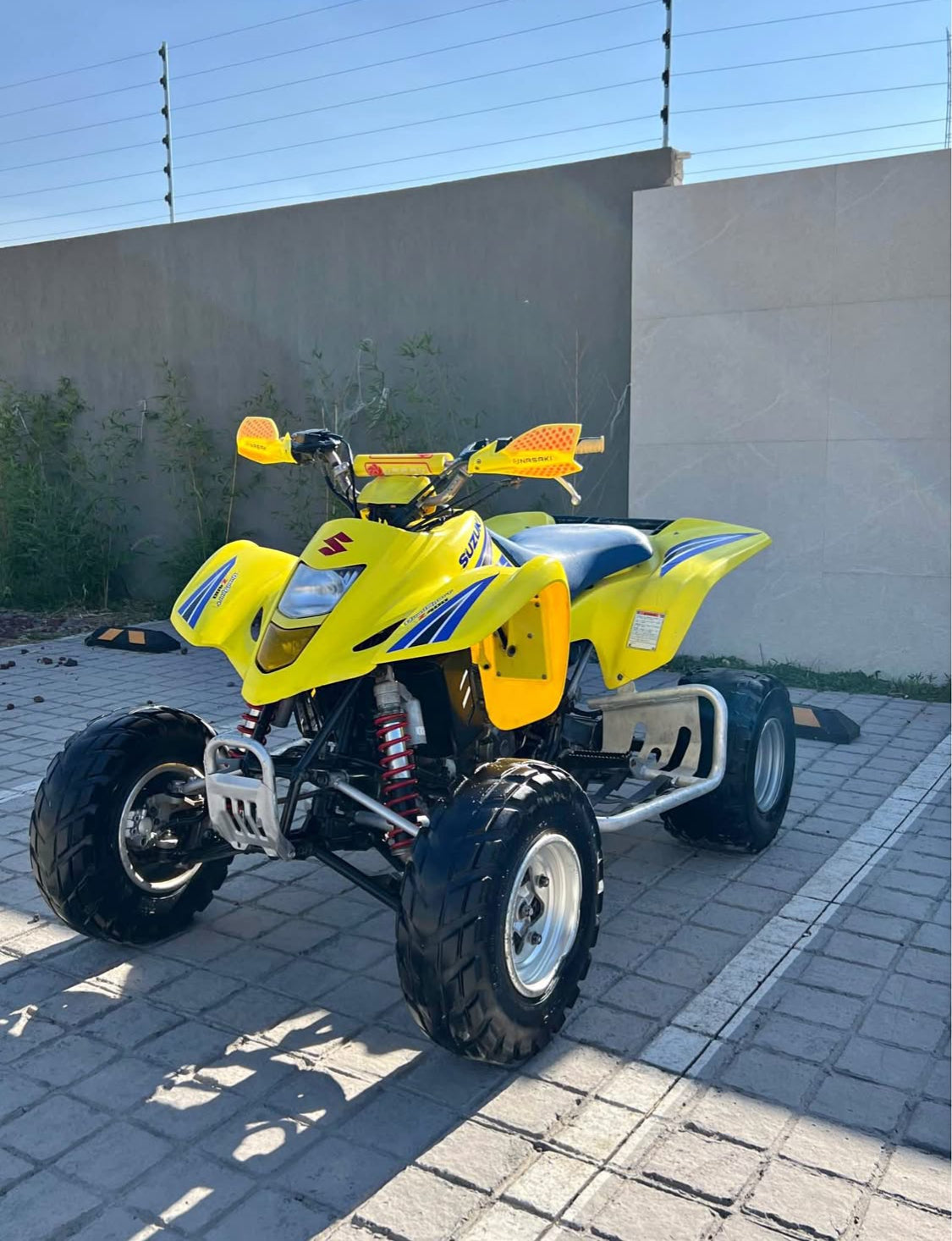 Suzuki  ltz  Año 2004