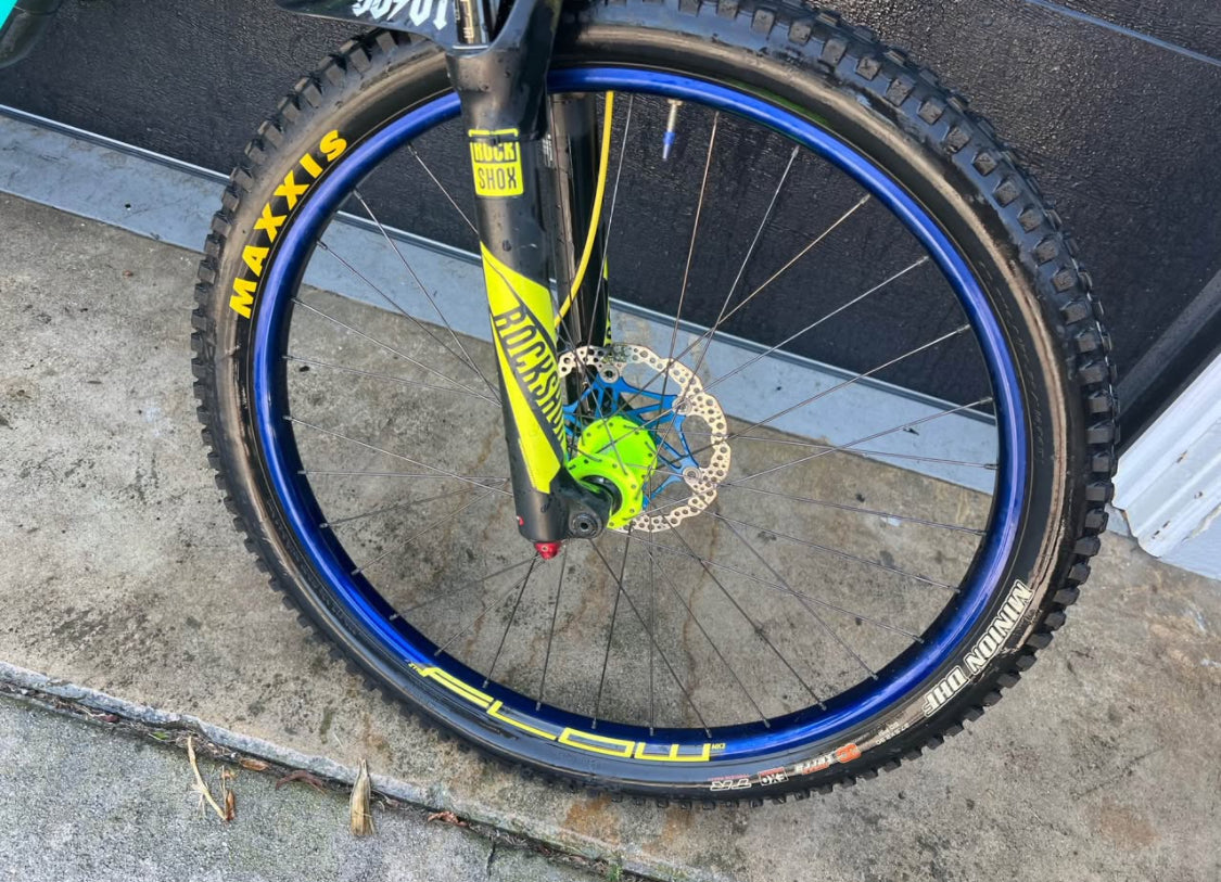 Santa Cruz  Nomad Downhill  R 29  Año 2022