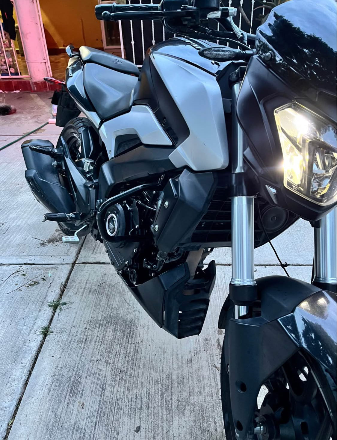 Bajaj  Dominar 250  Año 2022
