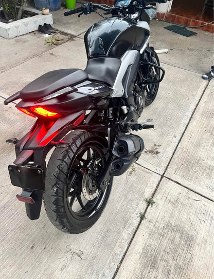 Bajaj  Dominar 250  Año 2022