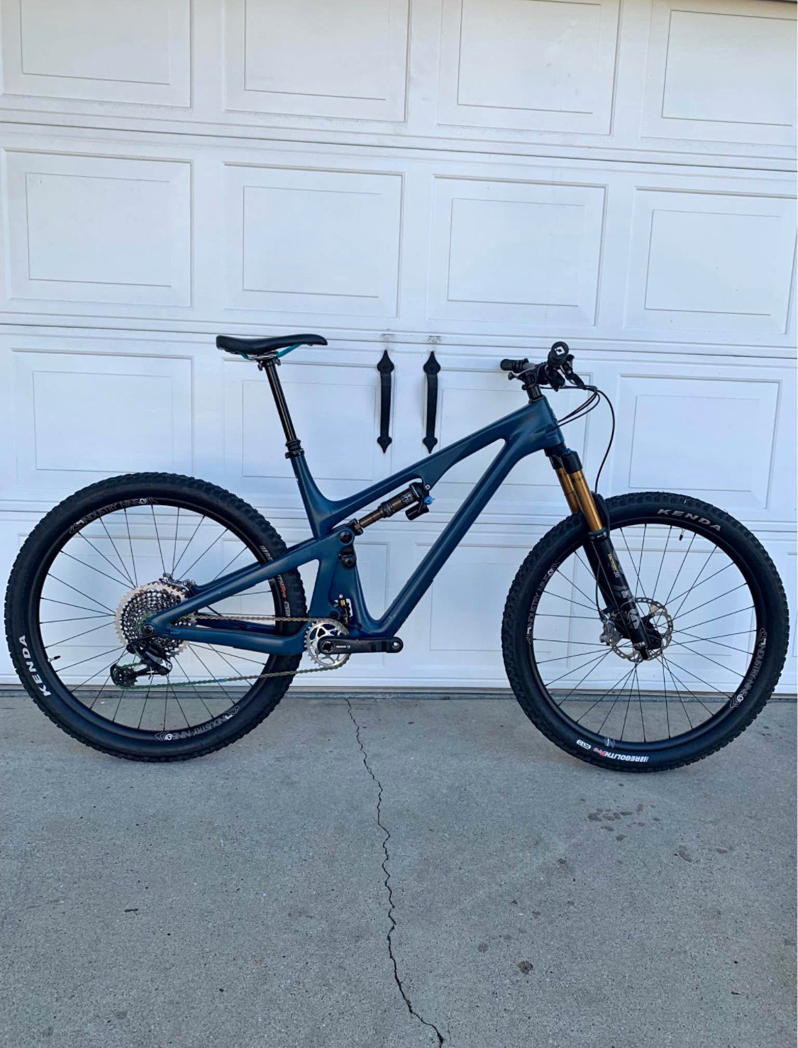 YETI  SB-130 Turq  Año 2020 R 29
