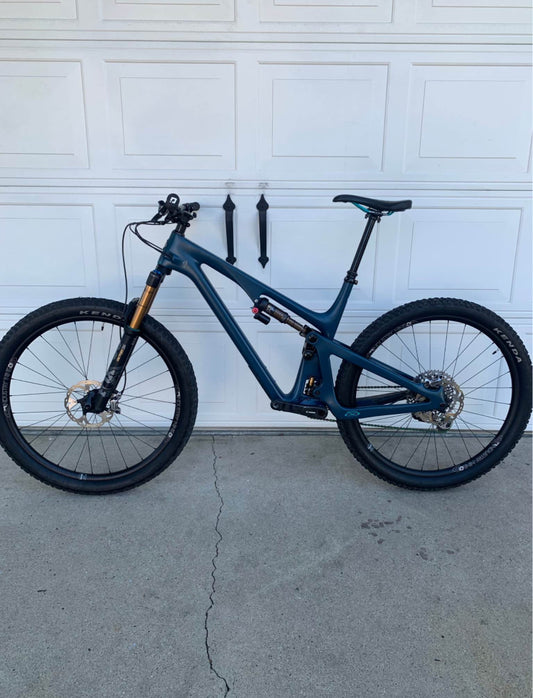 YETI  SB-130 Turq  Año 2020 R 29