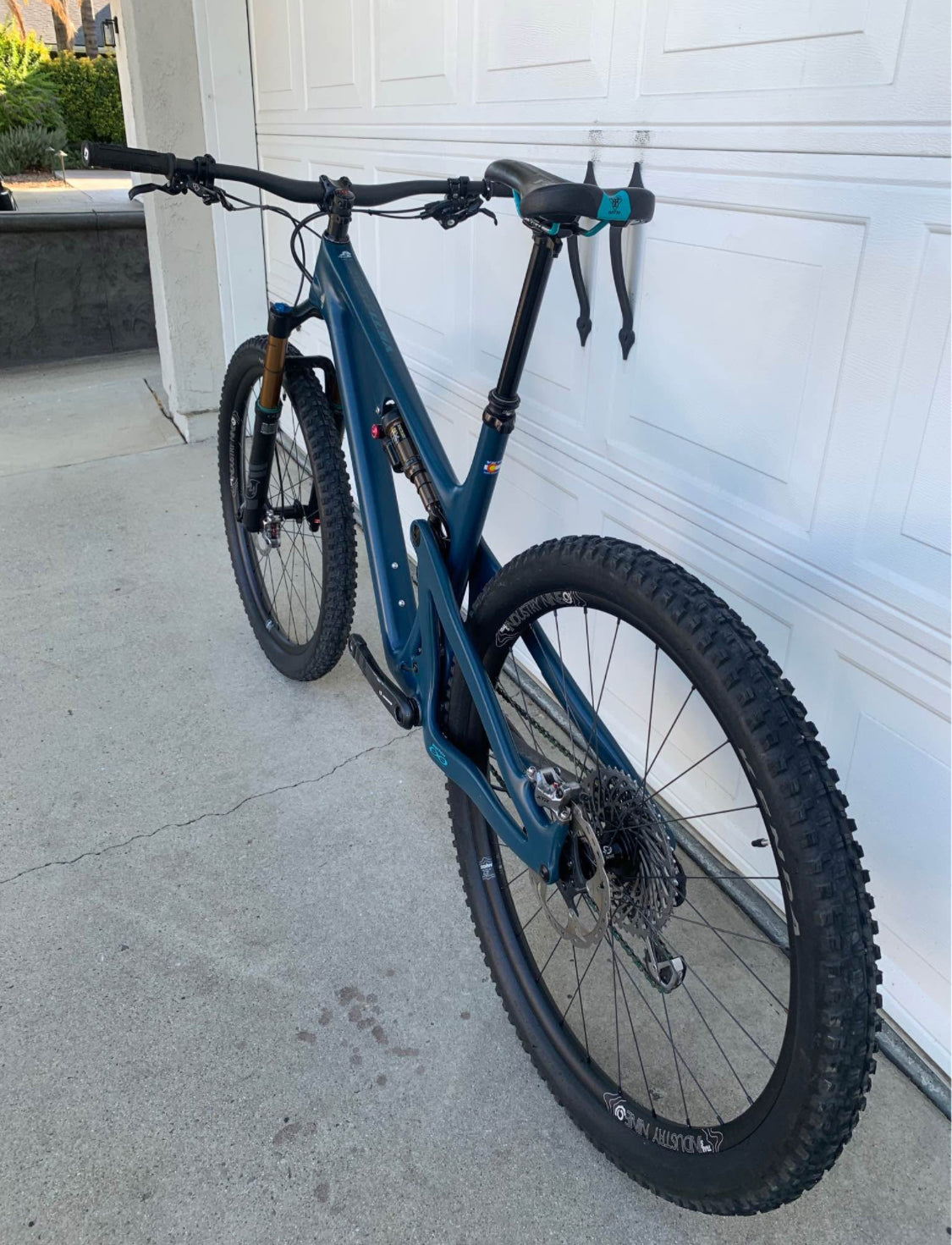 YETI  SB-130 Turq  Año 2020 R 29