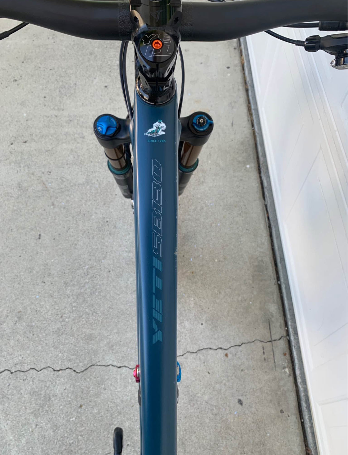 YETI  SB-130 Turq  Año 2020 R 29