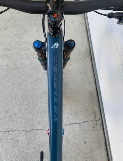 YETI  SB-130 Turq  Año 2020 R 29