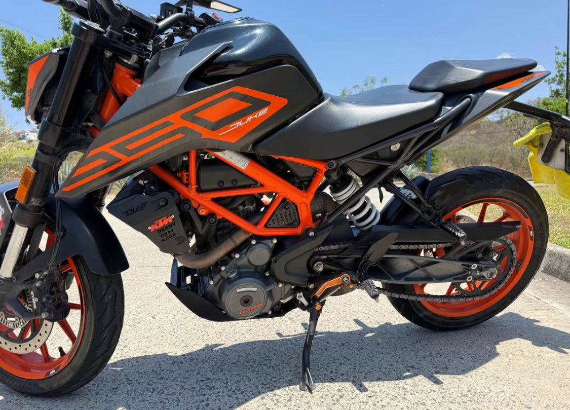 KTM  Duke 250 Año 2022