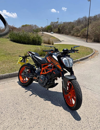 KTM  Duke 250 Año 2022