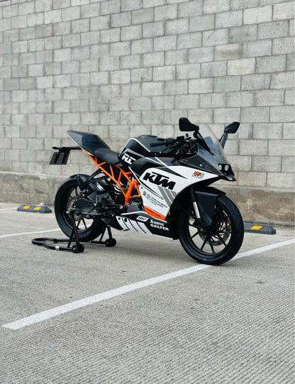 KTM  RC 200 cc  Año 2016