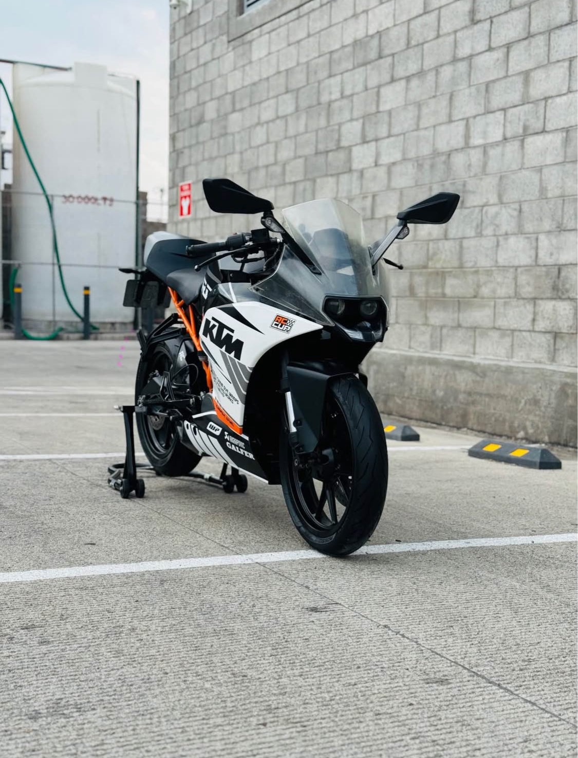 KTM  RC 200 cc  Año 2016