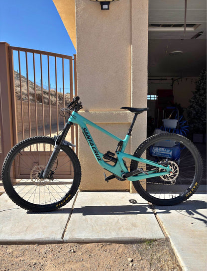 Santa Cruz  Megatower R 29  Año 2020