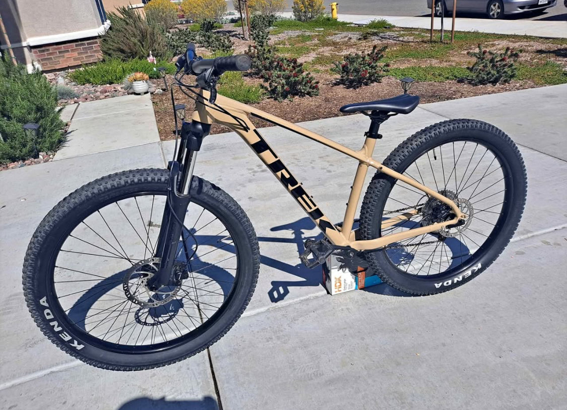 Trek  Roscoe 7 R 27.5  Año 2020