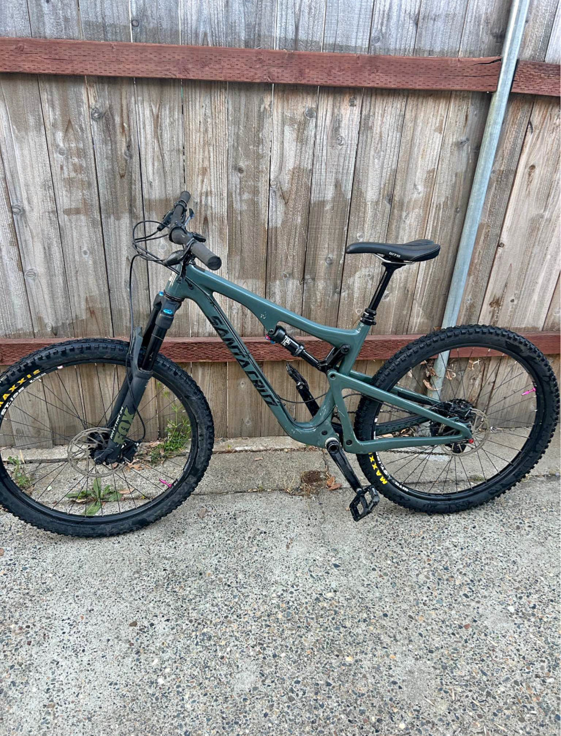 Santa Cruz  Bronson  R 27.5 Año 2018