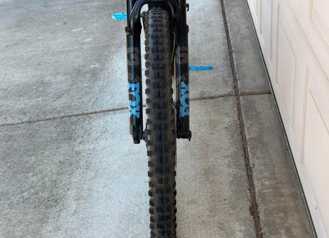 YT Decoy  CORE 3 MX R 27.5  Año 2022