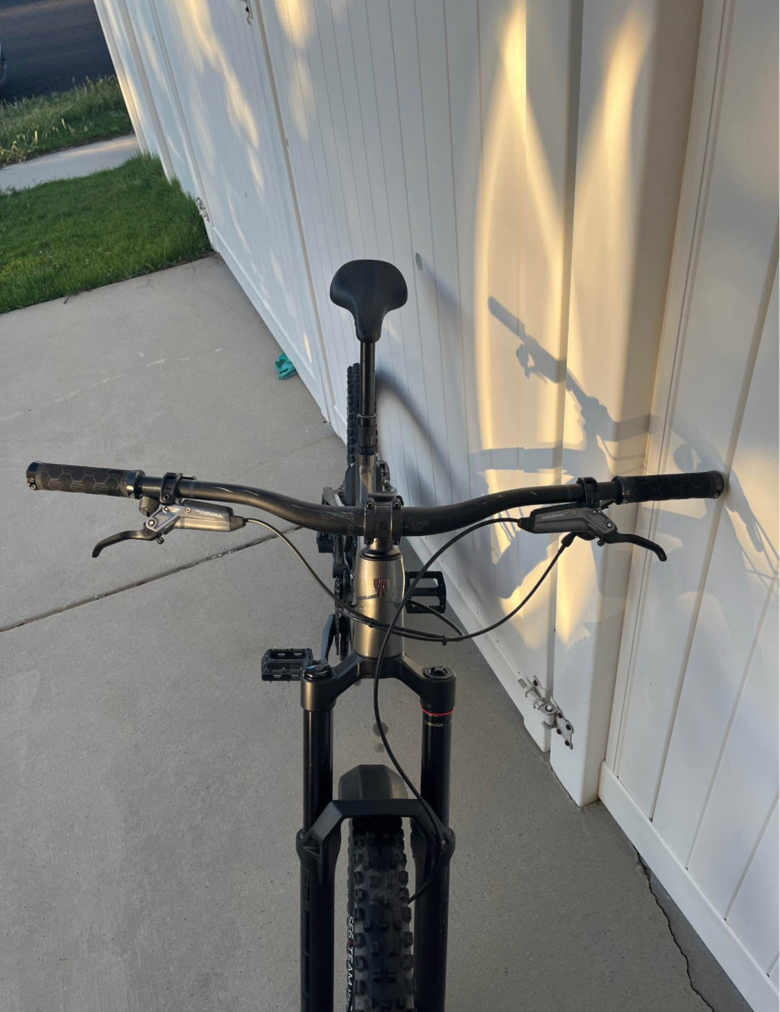 Trek Slash  Gen 6  R 29  Año 2019