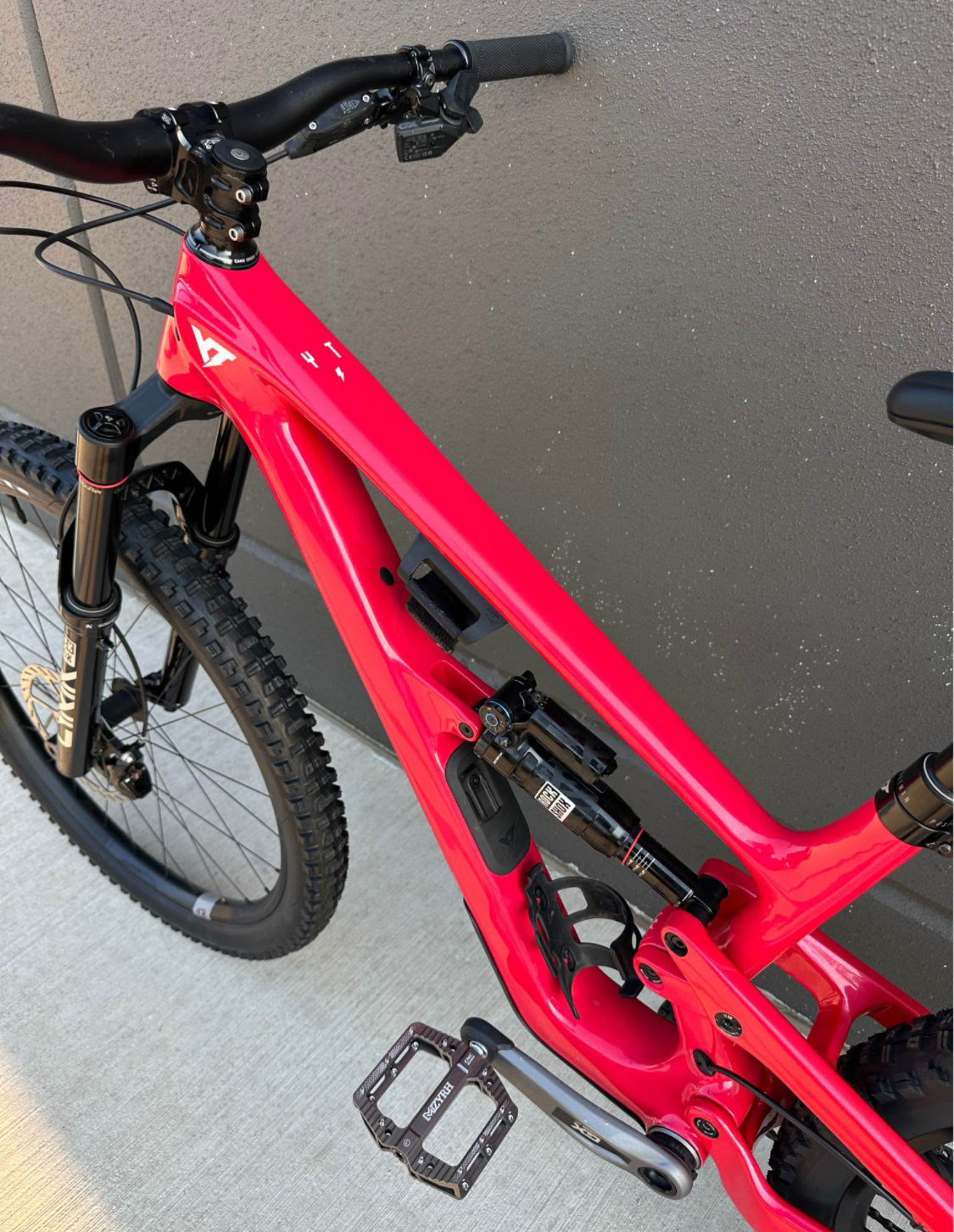 YT Industries  Jeffsy Core 4  R 29  Año 2024
