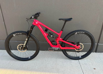 YT Industries  Jeffsy Core 4  R 29  Año 2024