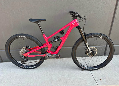 YT Industries  Jeffsy Core 4  R 29  Año 2024