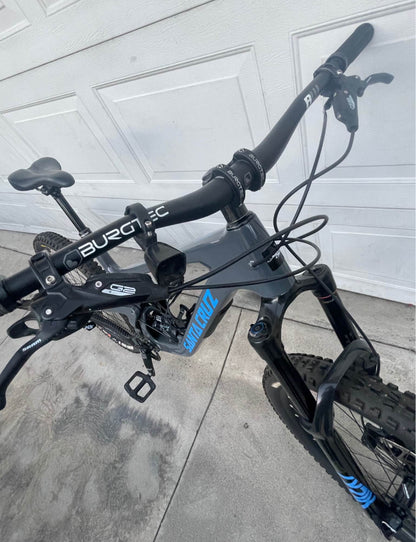 Santa Cruz  Bronson C  R 27.5  Año 2022