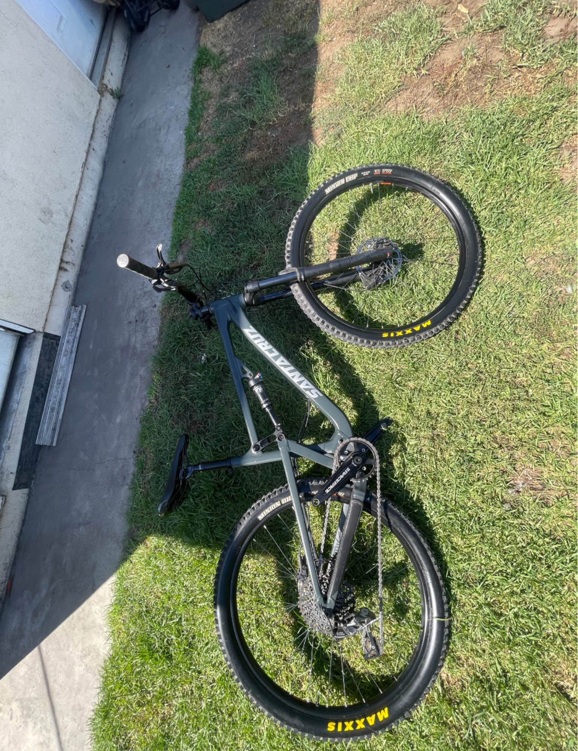 Santa Cruz  5010 size M  R 27.5  Año 2020