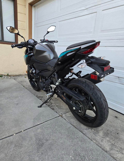 Kawasaki  Z400 Año 2023