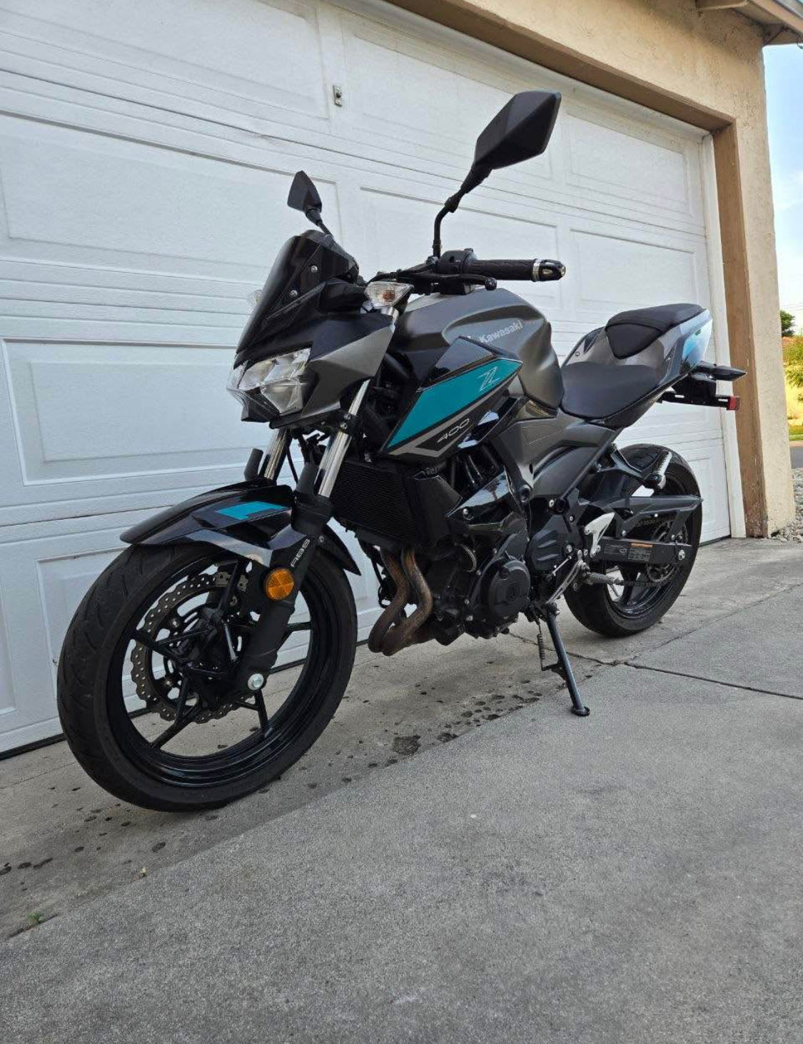 Kawasaki  Z400 Año 2023
