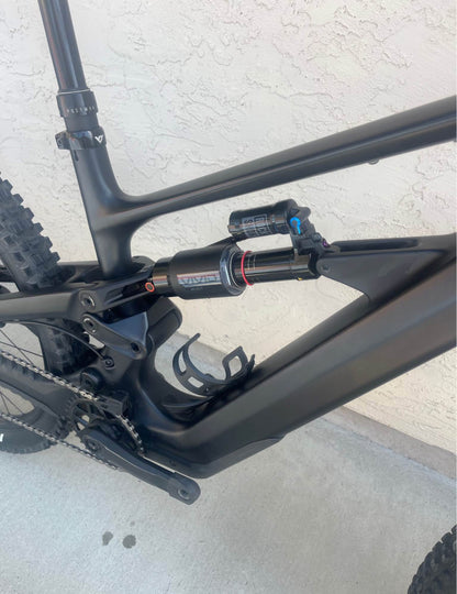 YT Decoy  Core 2  R 27.5  Año 2022