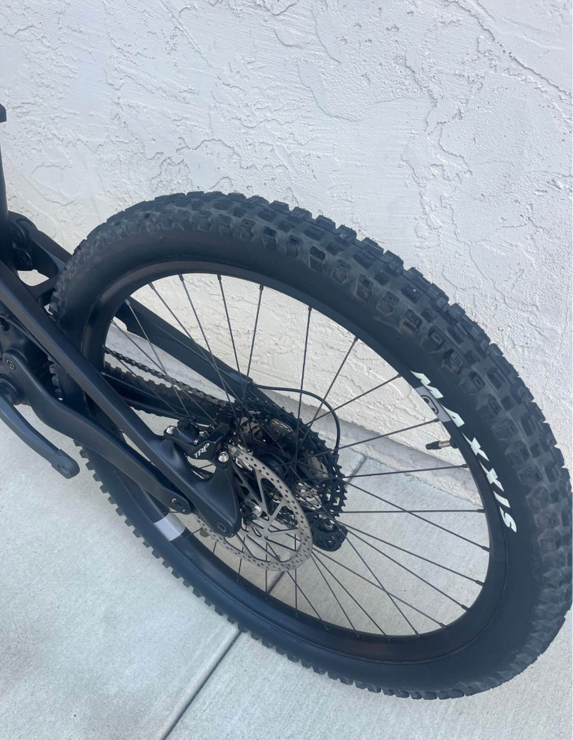 YT Decoy  Core 2  R 27.5  Año 2022