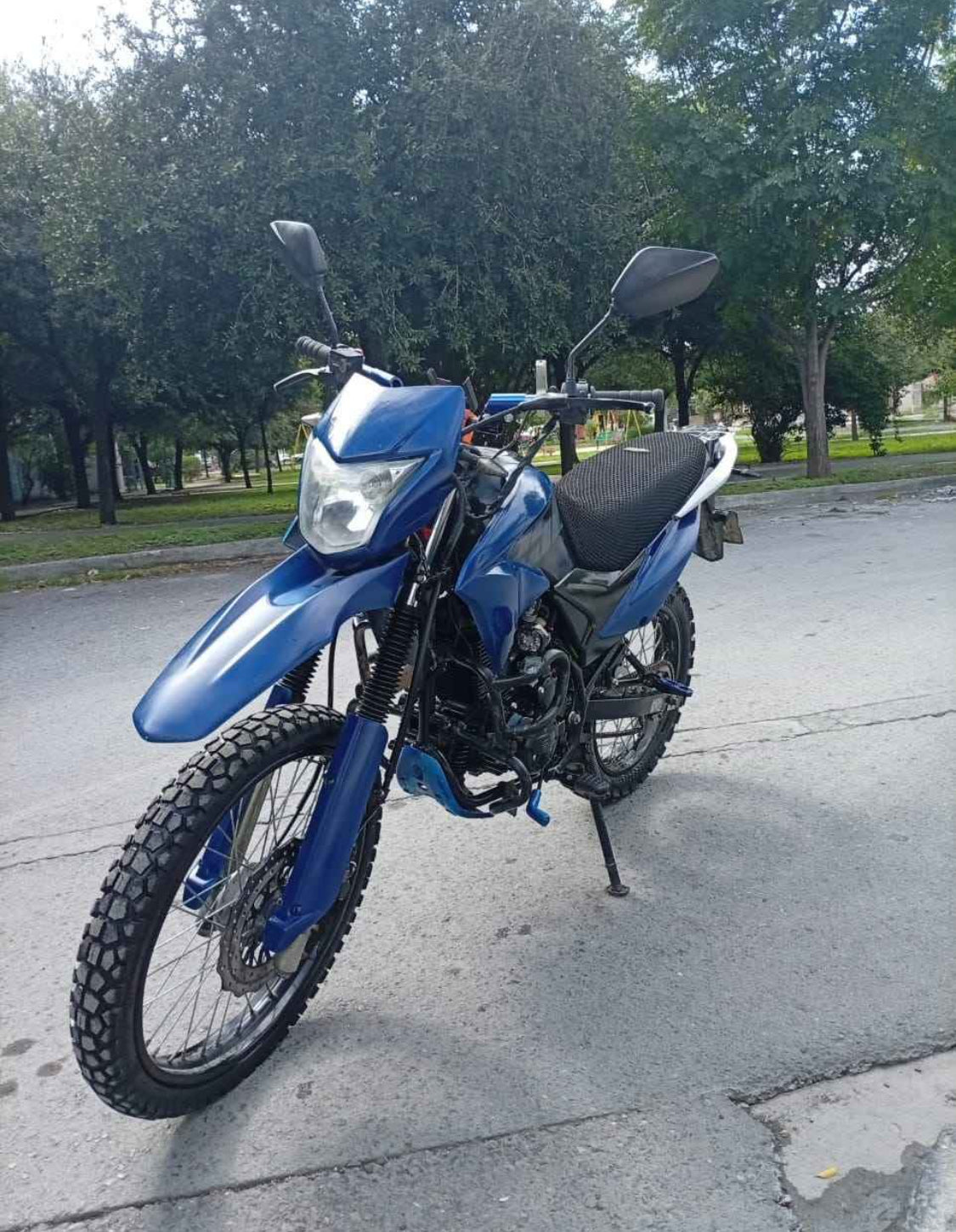 Italika  DM 250cc Año 2023