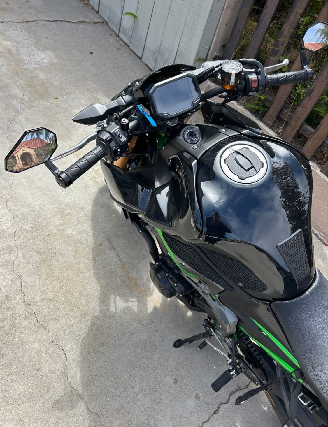 Kawasaki  z 900 se  Año 2024
