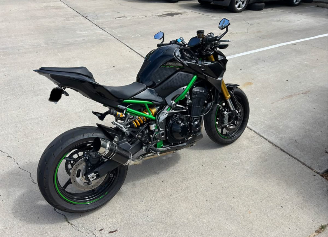 Kawasaki  z 900 se  Año 2024