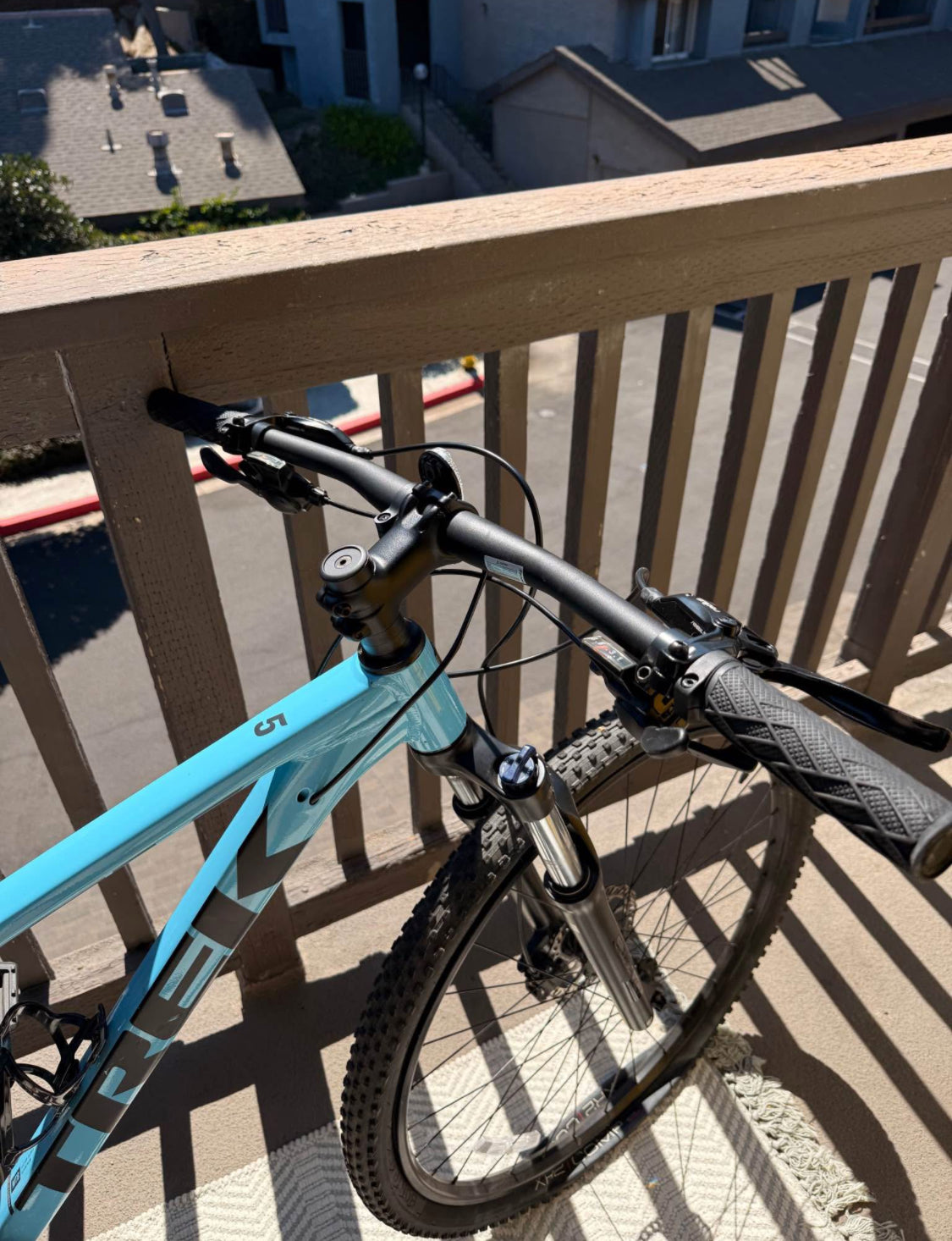 Trek  Marlin 5  R 29 Año 2022