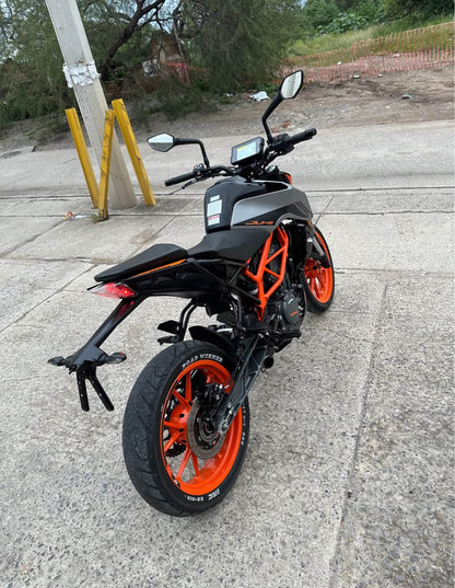 KTM  390cc Año 2021