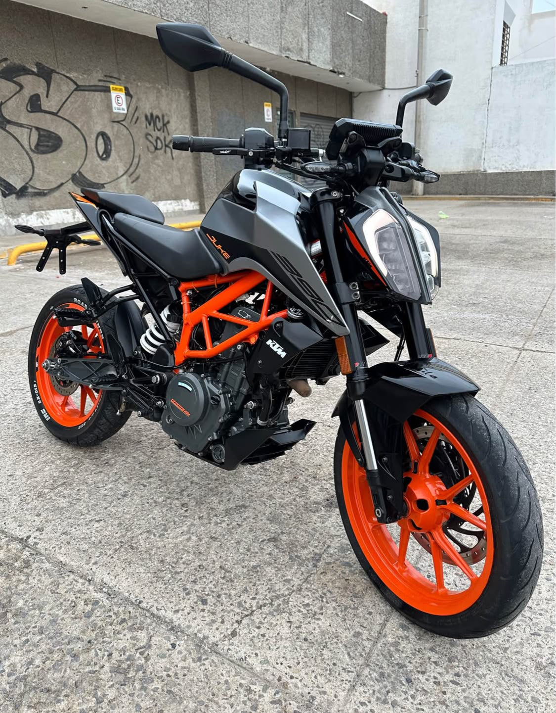 KTM  390cc Año 2021