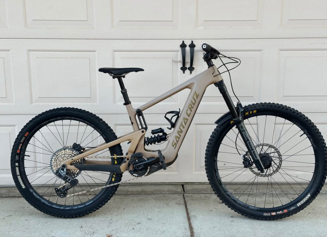 Santa Cruz  BULLIT GX  R 27.5  Año 2024