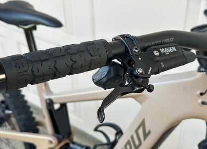 Santa Cruz  BULLIT GX  R 27.5  Año 2024