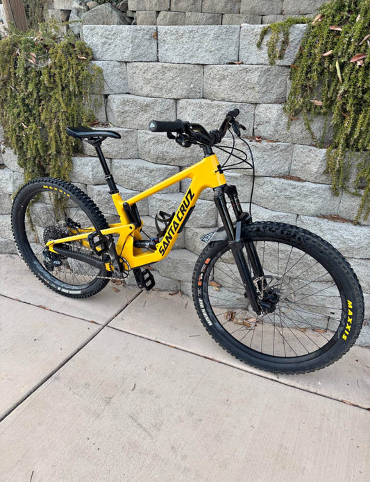 Santa Cruz  5010 Size Small R 27.5  Año 2022