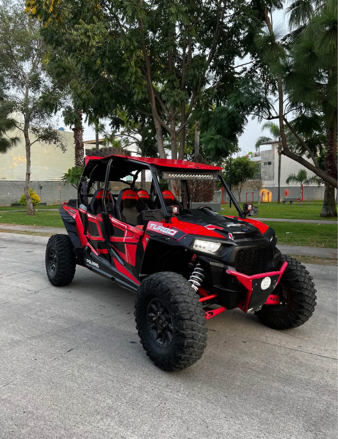 Rzr Polaris XP 1000 turbo  Año 2017