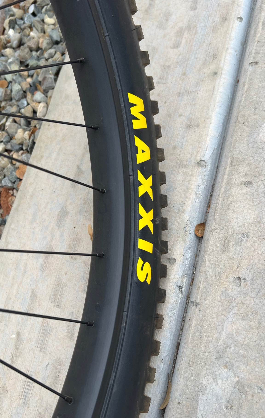 Trek  Fuel EX5  R 29  Año 2023