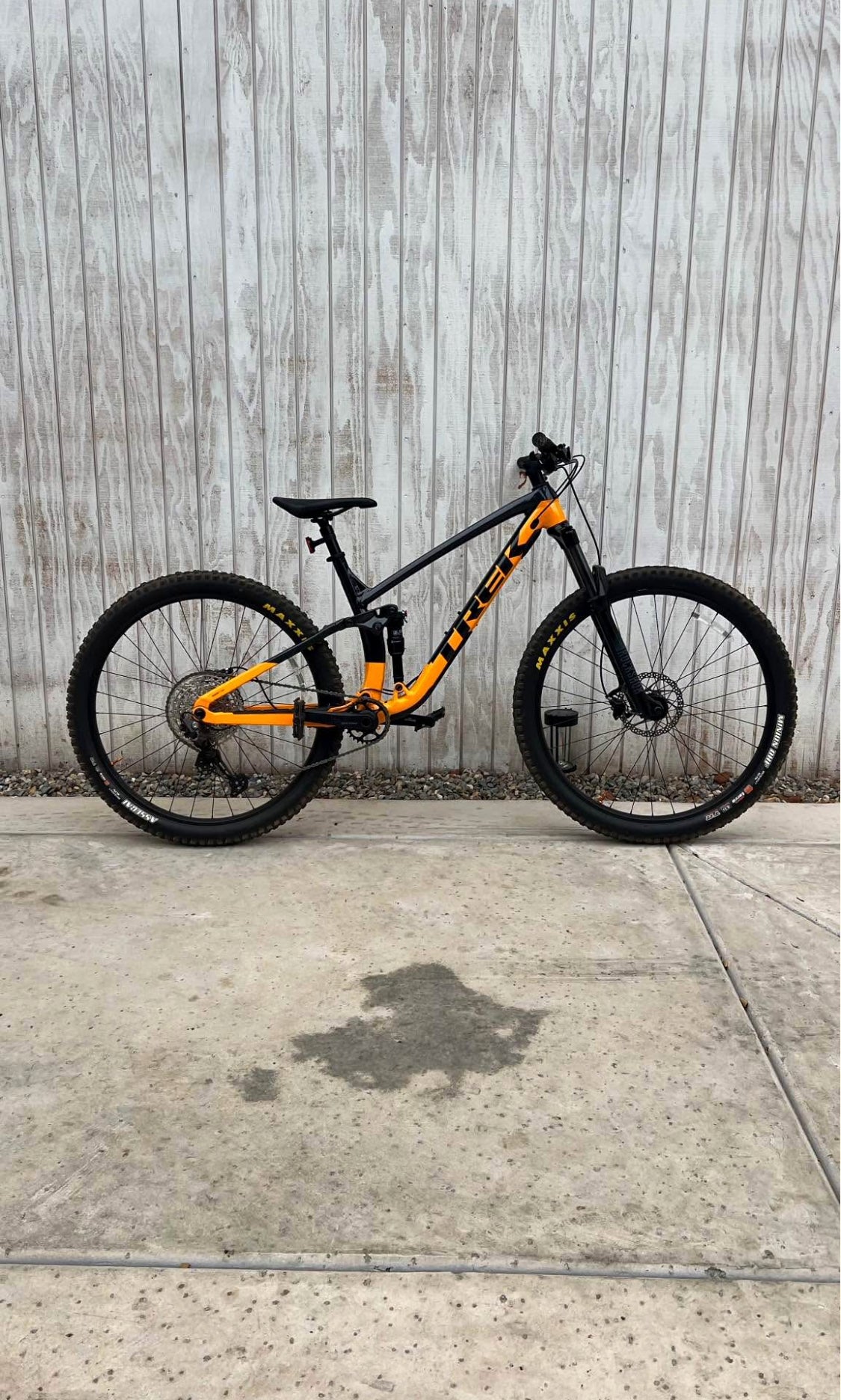 Trek  Fuel EX5  R 29  Año 2023