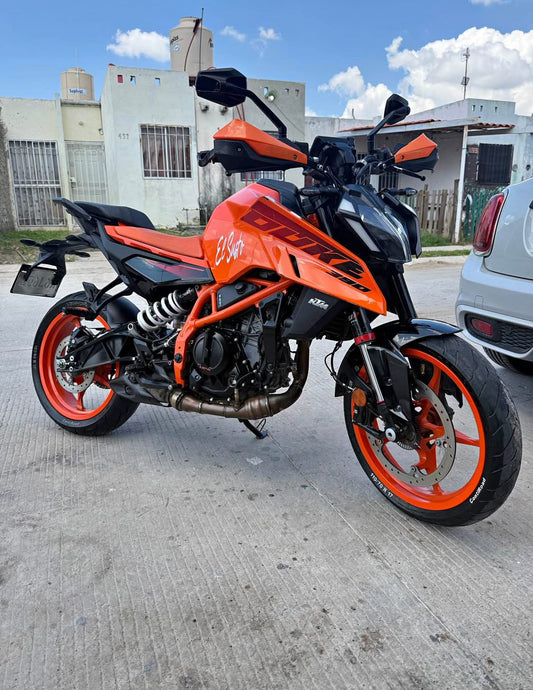 KTM  Duke 390 Año 2024