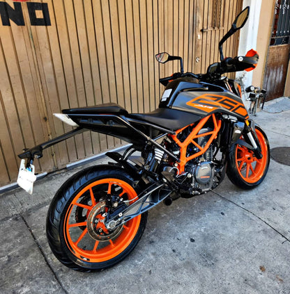 KTM  Duke 250 Año 2021