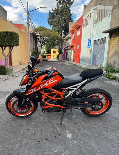 KTM  DUKE 390 AÑO 2019