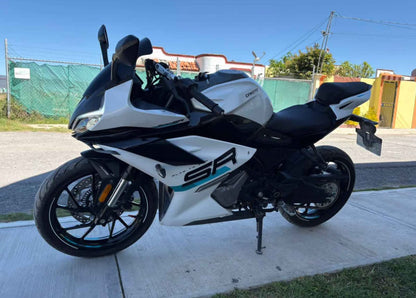 CFMOTO  CF 300 sr  Año 2023