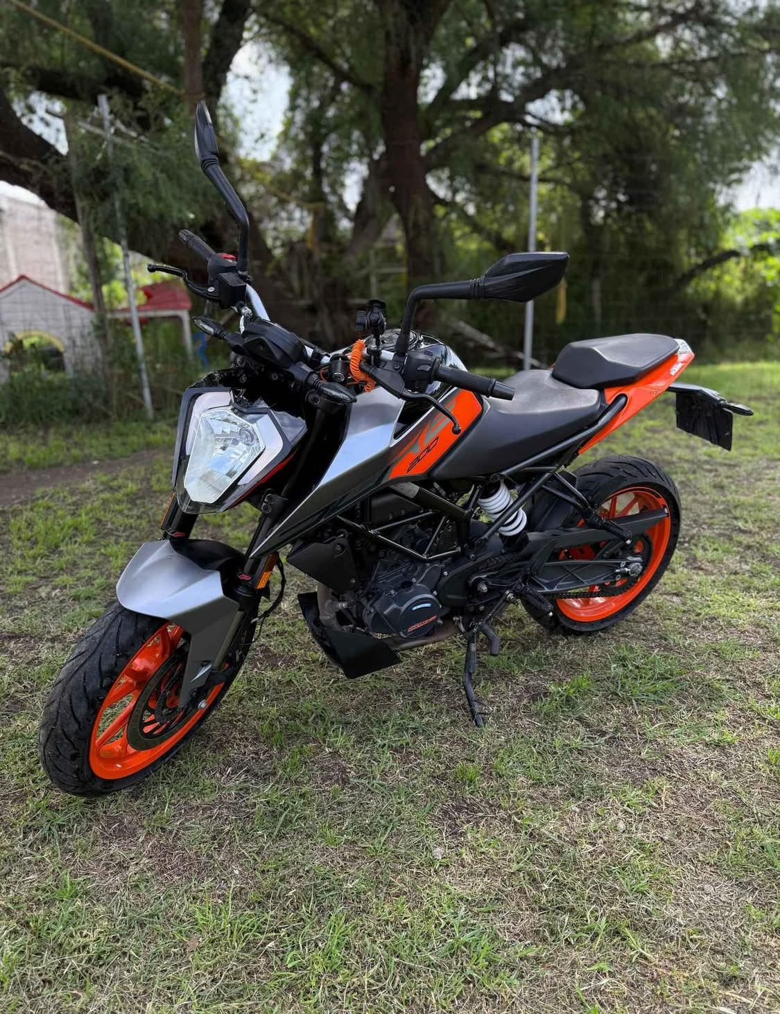 KTM  Duke 200 Año 2023