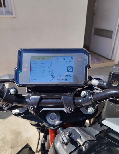 KTM  Duke 390  Año 2022